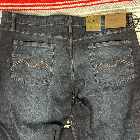 NEW Urban Star Straight-Leg, Relaxed Fit Stretch | Size 42X31 - Picture 5 of 5
